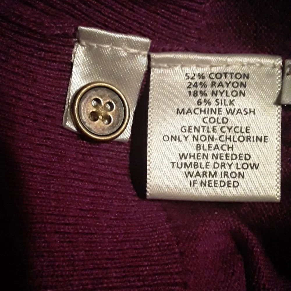 LOFT Raspberry V-Neck Sweater - Picture 6 of 6